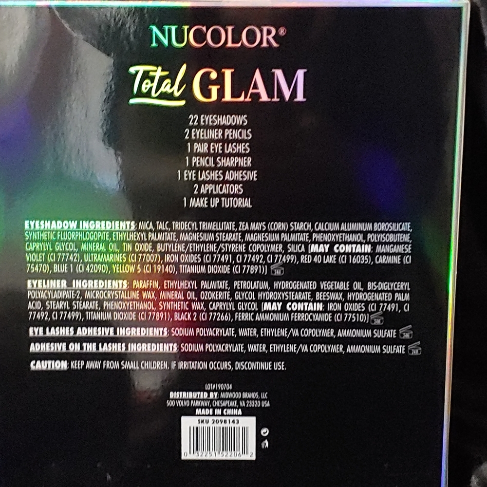 Nucolor 30 piece makeup gift set H7001-02 - Picture 2 of 3